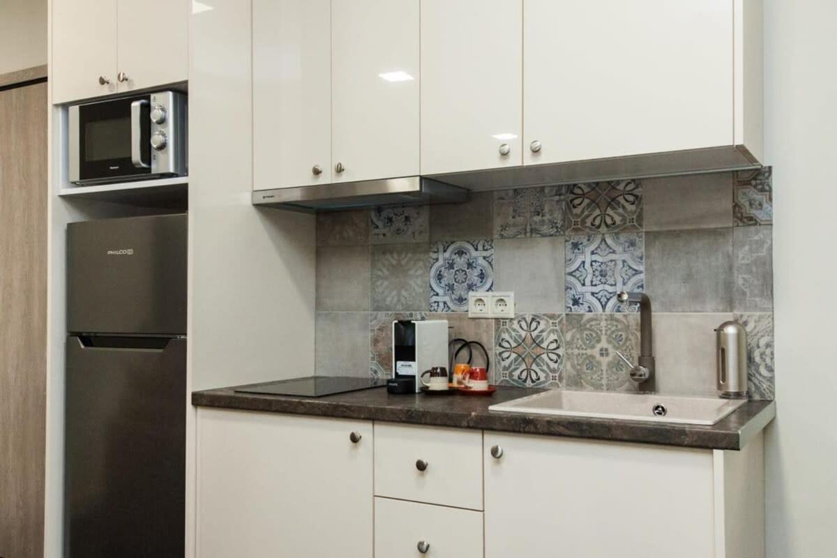 Charming Athinas House With Modern Touches * Athens